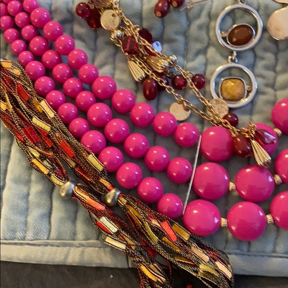 Jewelry bundle! Minimum of 15 pieces! 💎 - Picture 3 of 3